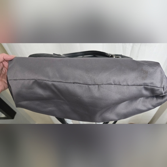 EUC RARE Coach Studded Flagship Leather Ella Black & Gunmetal Satchel - Picture 13 of 16